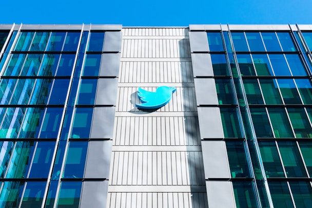 Twitter Twitter