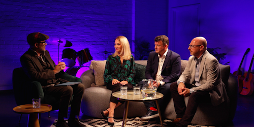Setting the stage for customer relevance Setting the stage for customer relevance